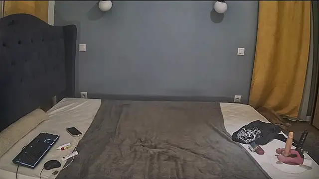 Snapshot of AnnaMaee chatting on 01.19.25 AnnaMaee online show from 01.19.25