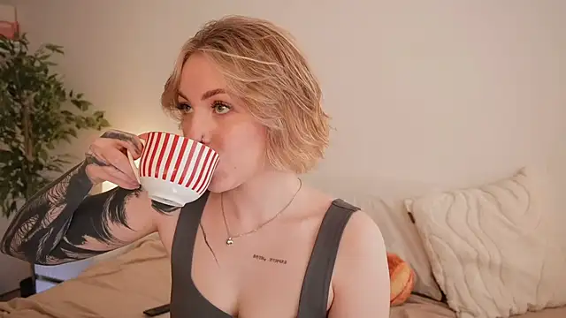 kris69kiss online show from 03.24.26