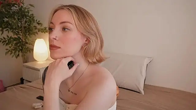 kris69kiss online show from 04.17.26