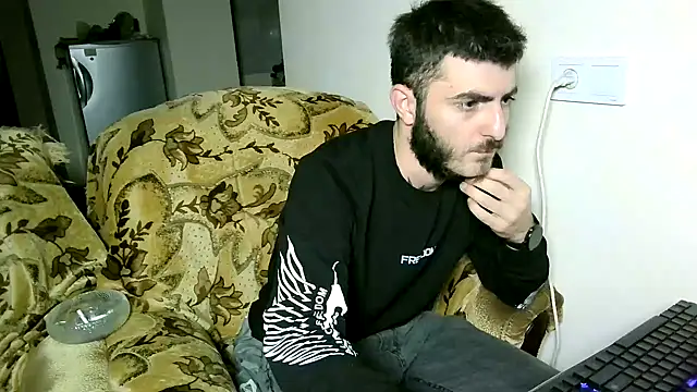 Snapshot of Barney_Tedd chatting on 12.13.24 Barney Tedd online show from 12.13.24