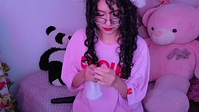 CherieCurl online show from 05.12.26