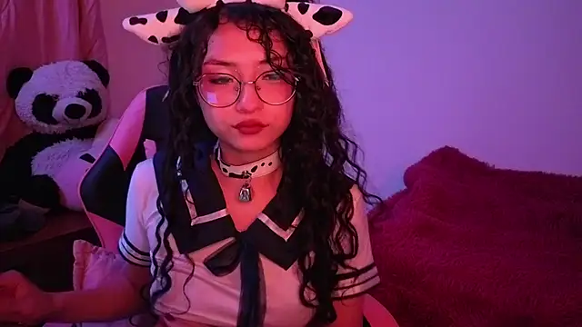 Snapshot of CherieCurl chatting on 08.03.26 CherieCurl online show from 08.03.26