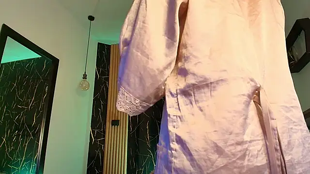 Bella salvatore online show from 04.05.26