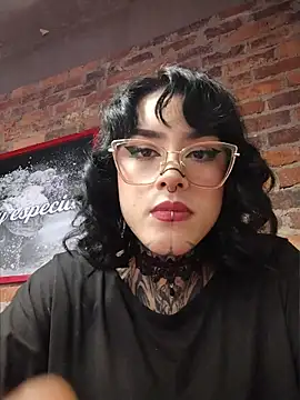 taaylor33 online show from 06.06.26