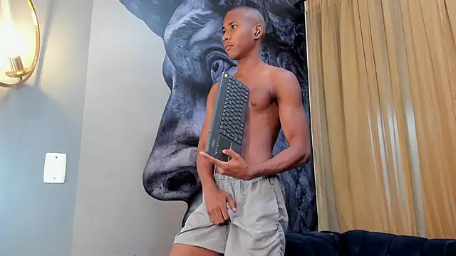 Snapshot of Ethan_Fox11 chatting on 01.10.25 Ethan Fox11 online show from 01.10.25