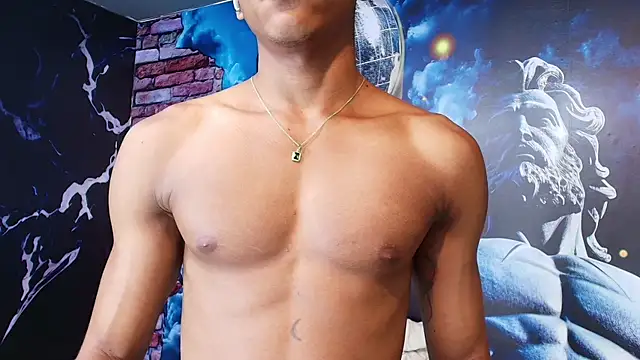 Snapshot of Ethan_Fox11 chatting on 02.10.25 Ethan Fox11 online show from 02.10.25