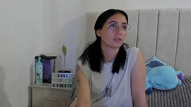 Snapshot of anny_roberts chatting on 07.24.26 anny roberts online show from 07.24.26