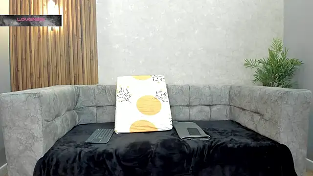 Johan Williams 07 online show from 07.16.26