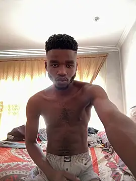 Snapshot of HottSledge chatting on 03.05.25 HottSledge online show from 03.05.25