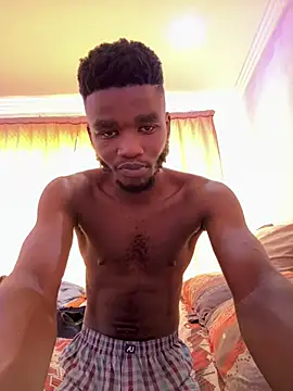 Snapshot of HottSledge chatting on 03.06.25 HottSledge online show from 03.06.25