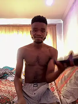 Snapshot of HottSledge chatting on 03.07.25 HottSledge online show from 03.07.25