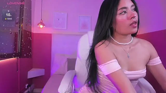 Snapshot of Chloe_fischer_ chatting on 01.22.25 Chloe fischer online show from 01.22.25