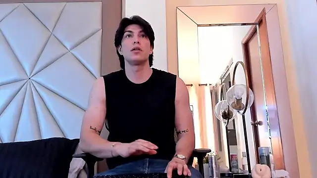 Karimferrer online show from 12.24.24