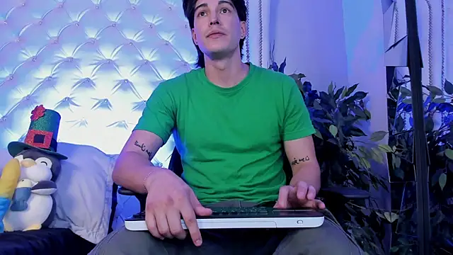 Karimferrer online show from 03.19.26