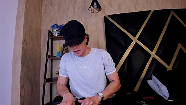 Karimferrer online show from 04.11.26