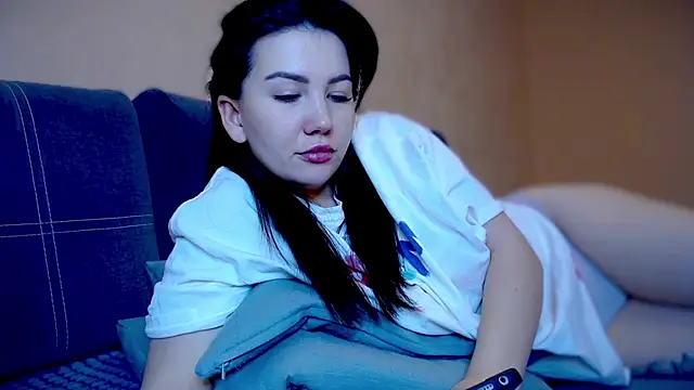 AlexaCruze online show from 01.22.25