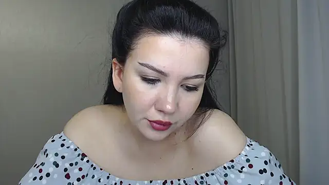 AlexaCruze online show from 11.14.25