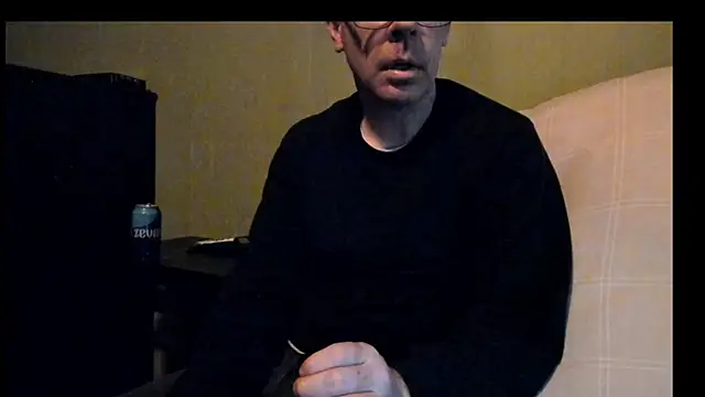 Snapshot of ImportantEquator0 chatting on 11.12.25 ImportantEquator0 online show from 11.12.25