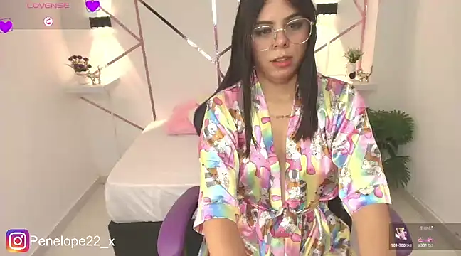 Snapshot of penelope22x_ chatting on 03.12.25 penelope22x online show from 03.12.25