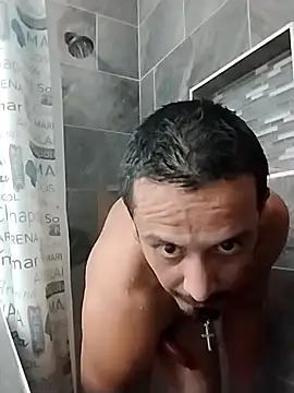 Snapshot of HORNYJROD123 chatting on 10.10.25 HORNYJROD123 online show from 10.10.25