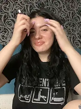 Kimi Ass online show from 12.13.24