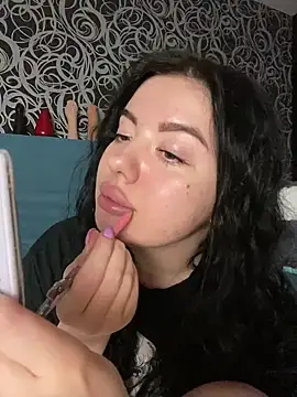 Kimi Ass online show from 02.20.25