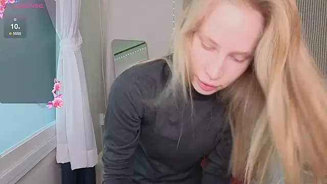 Elis Fox online show from 02.12.26