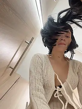 Snapshot of Times__Square chatting on 02.13.25 Times Square online show from 02.13.25