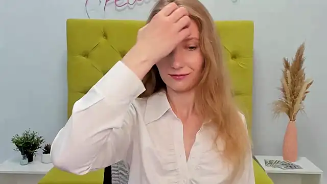 LolaWilsons online show from 05.27.26