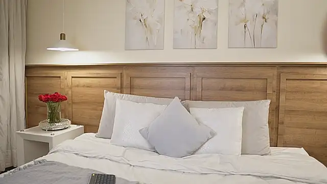 Amber Rush  online show from 03.18.26