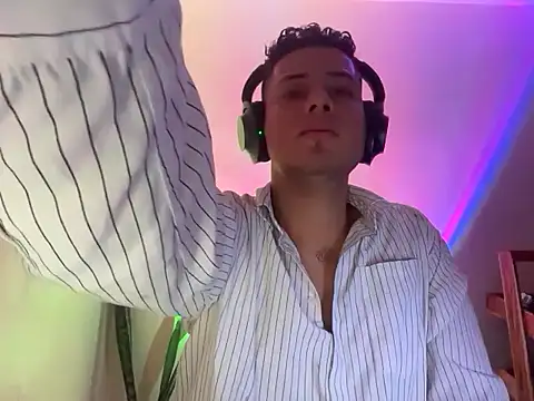 Malandralle online show from 11.27.25