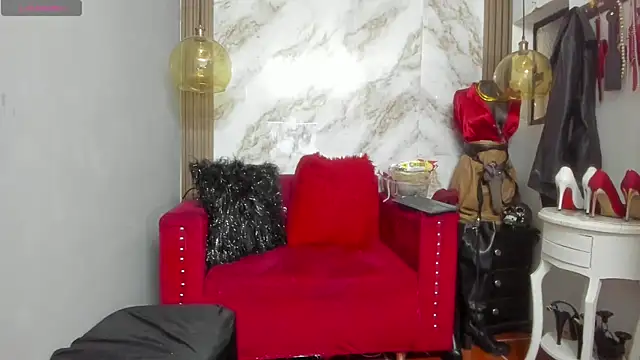 Snapshot of LiaTaylorr chatting on 09.11.25 LiaTaylorr online show from 09.11.25