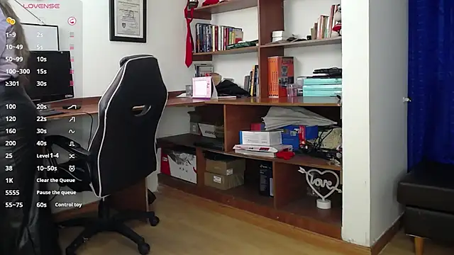 Snapshot of LiaTaylorr chatting on 09.26.25 LiaTaylorr online show from 09.26.25