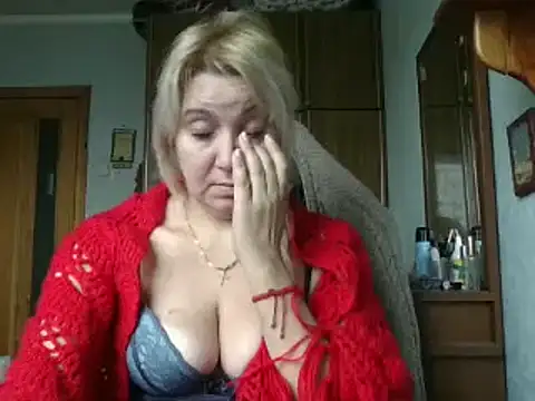 IrinaB1 online show from 12.20.25