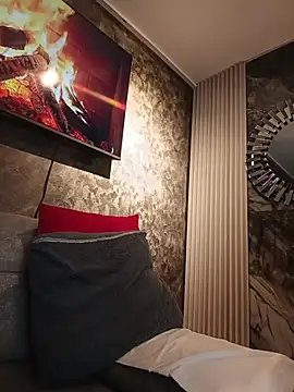 IsisBlake online show from 02.28.26