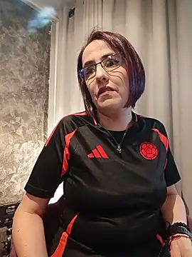 IsisBlake online show from 06.23.26