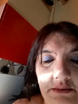 Snapshot of SexyNicool35 chatting on 04.15.26 SexyNicool35 online show from 04.15.26