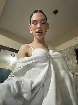 Snapshot of Carlita_cute chatting on 07.23.26 Carlita cute online show from 07.23.26