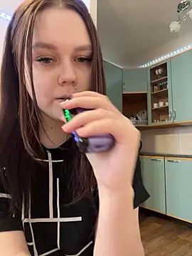 Marylallka5 online show from 01.13.25