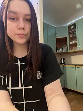 Marylallka5 online show from 01.31.25