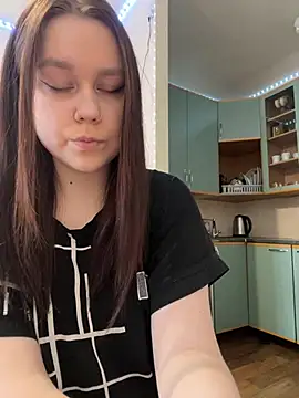 Marylallka5 online show from 02.21.25