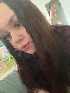 Marylallka5 online show from 02.12.26