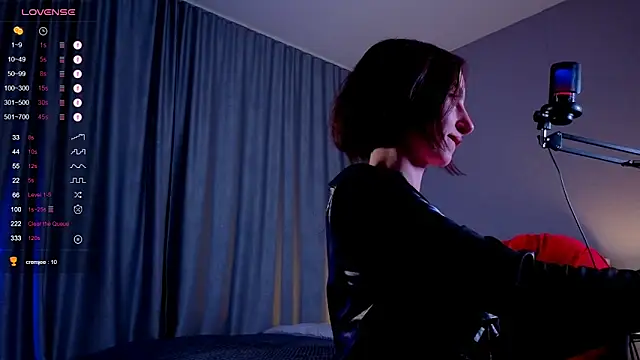 GeraTender1 online show from 10.17.25