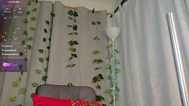 Iamkarlaa doll online show from 01.09.25