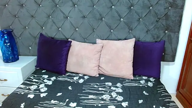 Snapshot of shannonvega1 chatting on 01.31.26 shannonvega1 online show from 01.31.26