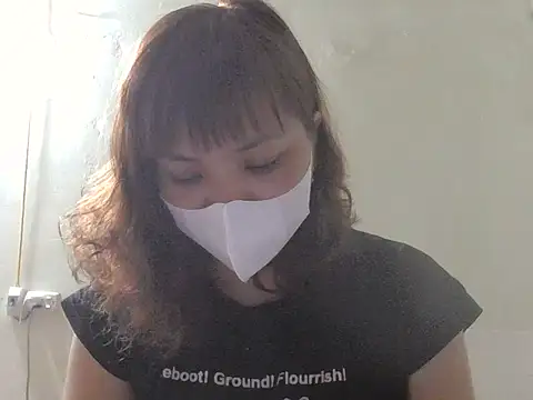 Snapshot of Angela-Eira chatting on 05.11.26 Angela-Eira online show from 05.11.26