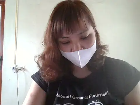 Snapshot of Angela-Eira chatting on 05.12.26 Angela-Eira online show from 05.12.26