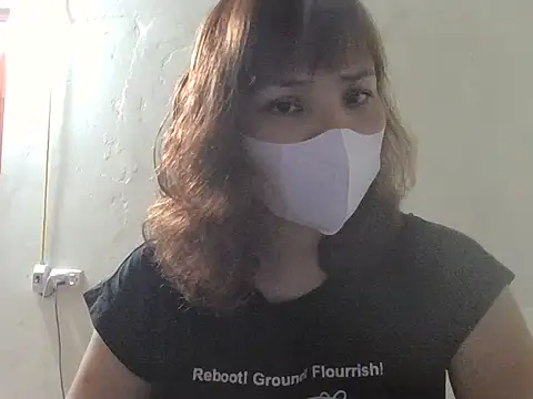 Snapshot of Angela-Eira chatting on 05.18.26 Angela-Eira online show from 05.18.26