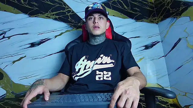 Kevin22 222 online show from 02.04.25