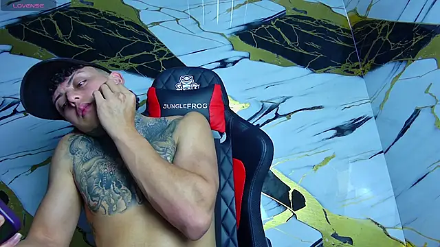 Kevin22 222 online show from 03.02.25